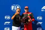 Foto zur News: Charles Leclerc (Ferrari) und Jean Alesi