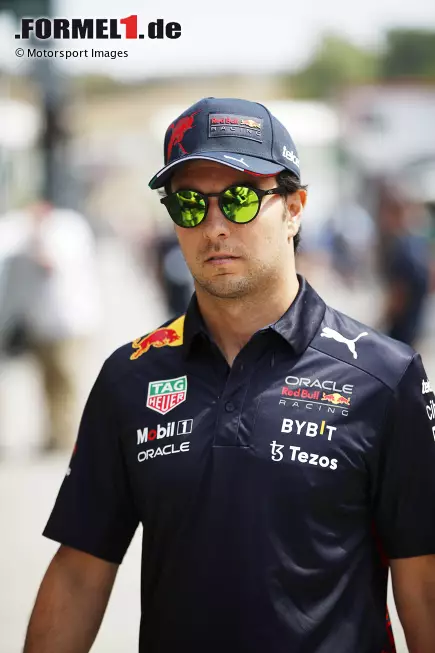 Foto zur News: Sergio Perez (Red Bull)