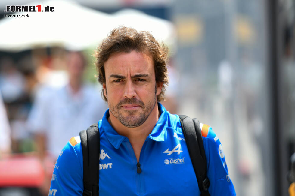 Foto zur News: Fernando Alonso (Alpine) und Esteban Ocon (Alpine)