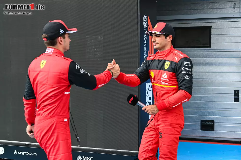 Foto zur News: Charles Leclerc (Ferrari) und Carlos Sainz (Ferrari)