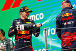 Foto zur News: Max Verstappen (Red Bull) und Adrian Newey