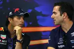 Foto zur News: Sergio Perez (Red Bull) und Nicholas Latifi (Williams)