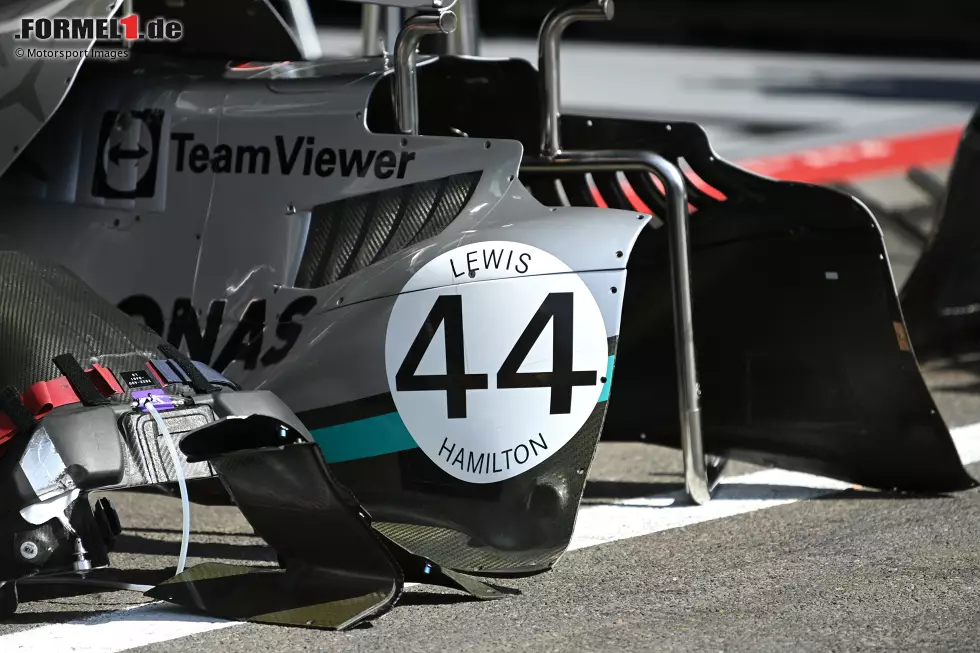 Foto zur News: Mercedes W13