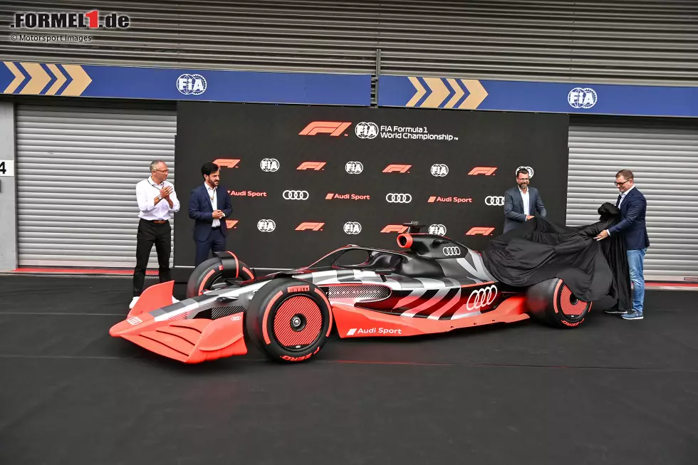 Foto zur News: Formel-1-Showcar von Audi