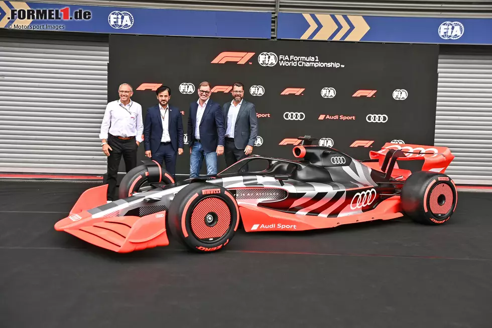 Foto zur News: Formel-1-Showcar von Audi