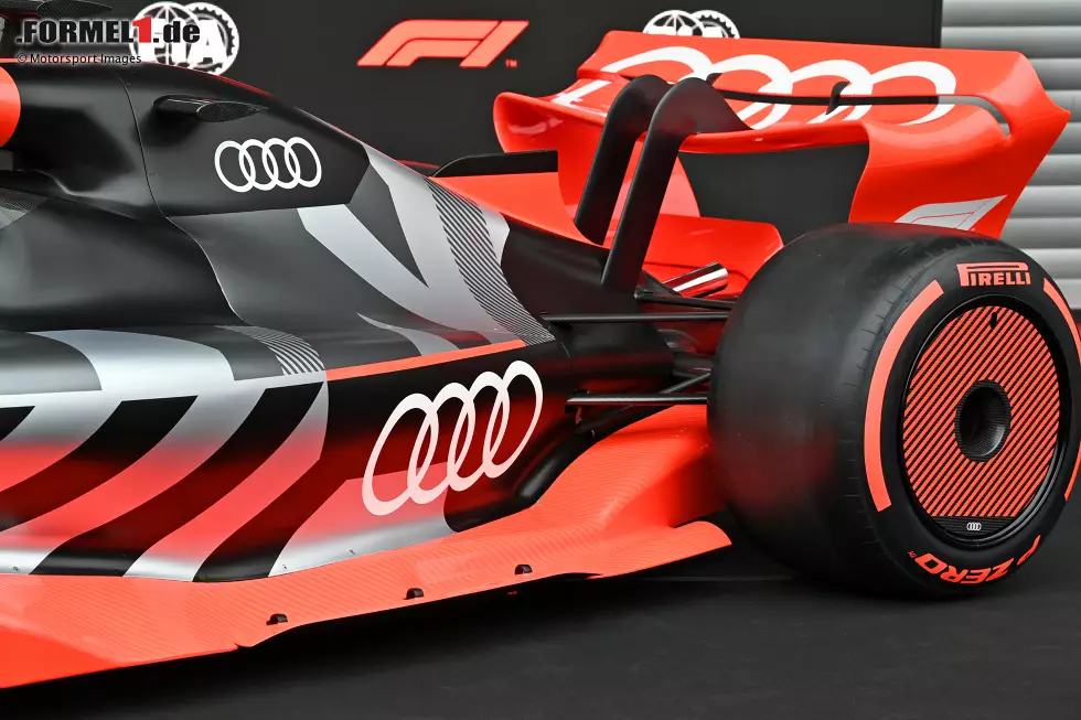 Foto zur News: Formel-1-Showcar von Audi