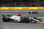 Foto zur News: Lewis Hamilton (Mercedes) und Valtteri Bottas (Alfa Romeo)