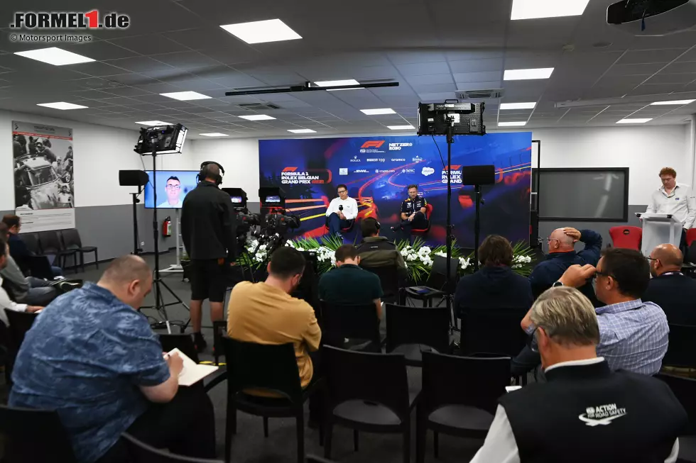 Foto zur News: Pressekonferenz in Spa