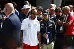 Foto zur News: Lewis Hamilton (Mercedes) und Sergio Perez (Red Bull)