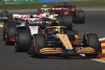 Foto zur News: Lando Norris (McLaren) und Kevin Magnussen (Haas)