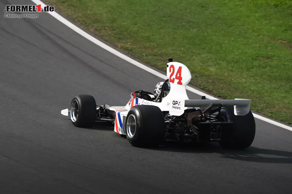 Foto zur News: Jenson Button im Hesketh 308 von 1975