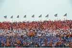 Foto zur News: Fans in Zandvoort