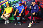 Foto zur News: Charles Leclerc (Ferrari), Fernando Alonso (Alpine) und Nicholas Latifi (Williams)