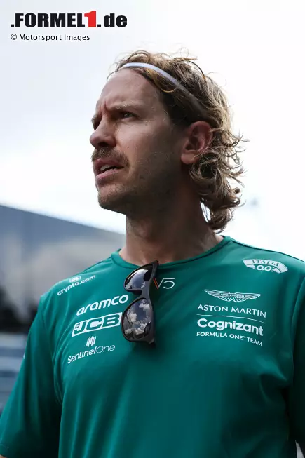 Foto zur News: Sebastian Vettel (Aston Martin)