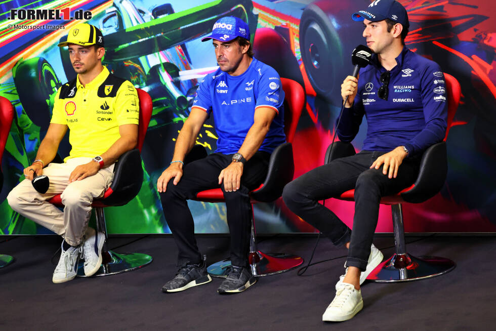 Foto zur News: Charles Leclerc (Ferrari), Fernando Alonso (Alpine) und Nicholas Latifi (Williams)
