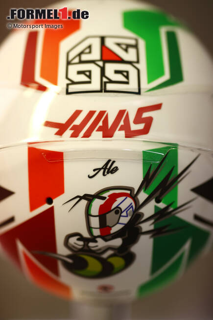 Foto zur News: Helm von Antonio Giovinazzi (Haas)