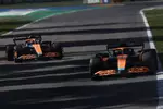 Foto zur News: Lando Norris (McLaren) und Daniel Ricciardo (McLaren)