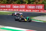 Foto zur News: Sergio Perez (Red Bull)