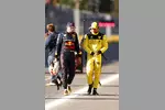 Foto zur News: Max Verstappen (Red Bull) und Carlos Sainz (Ferrari)