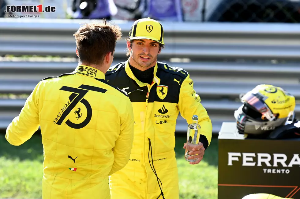 Foto zur News: Charles Leclerc (Ferrari) und Carlos Sainz (Ferrari)