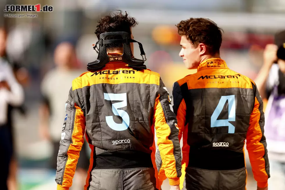 Foto zur News: Daniel Ricciardo (McLaren) und Lando Norris (McLaren)