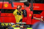 Foto zur News: Charles Leclerc (Ferrari) und Mattia Binotto (Ferrari)