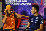 Foto zur News: Alexander Albon und Lando Norris (McLaren)