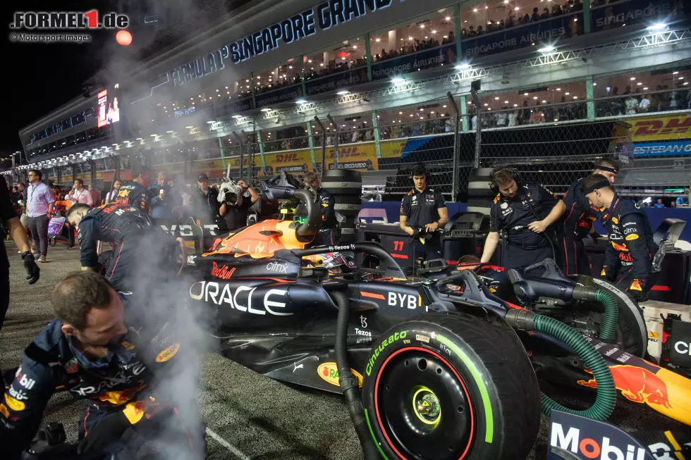 Foto zur News: Sergio Perez (Red Bull)