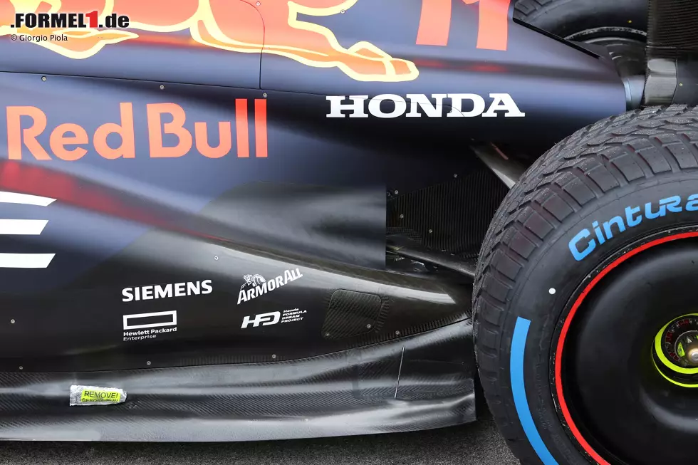 Foto zur News: Red Bull RB18