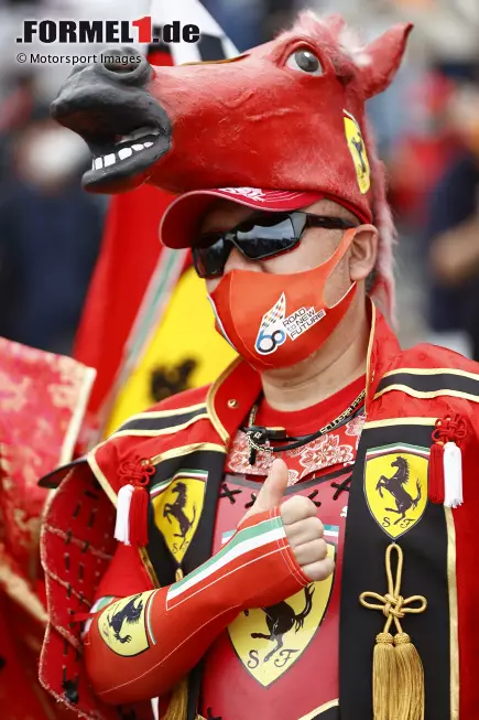 Foto zur News: Fans in Suzuka