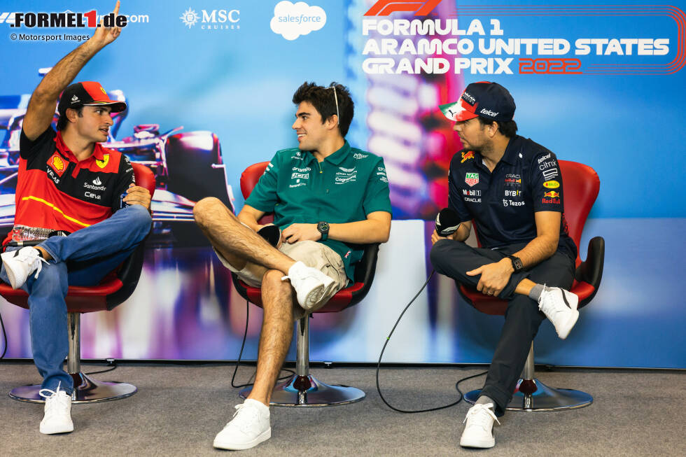 Foto zur News: Carlos Sainz (Ferrari), Lance Stroll (Aston Martin) und Sergio Perez (Red Bull)