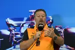 Foto zur News: Zak Brown (McLaren)