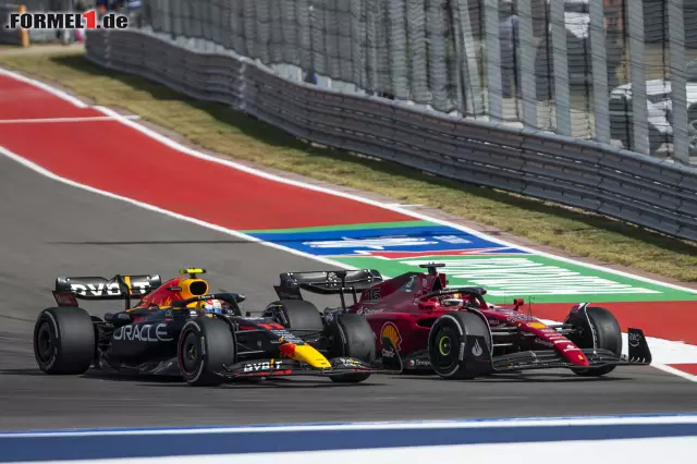 Foto zur News: Sergio Perez (Red Bull) und Charles Leclerc (Ferrari)