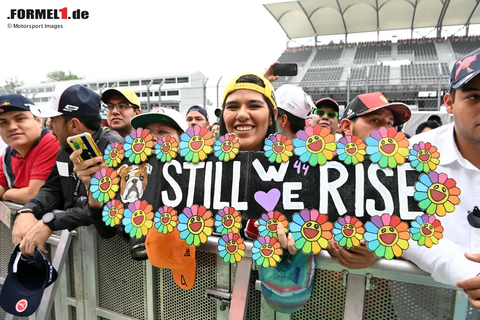 Foto zur News: Fans in Mexiko