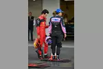 Foto zur News: Carlos Sainz (Ferrari) und Fernando Alonso (Alpine)