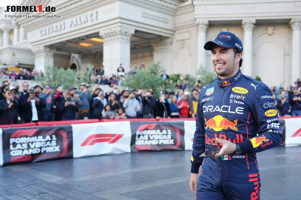 Foto zur News: Sergio Perez (Red Bull)