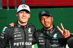 Foto zur News: George Russell (Mercedes) und Lewis Hamilton (Mercedes)