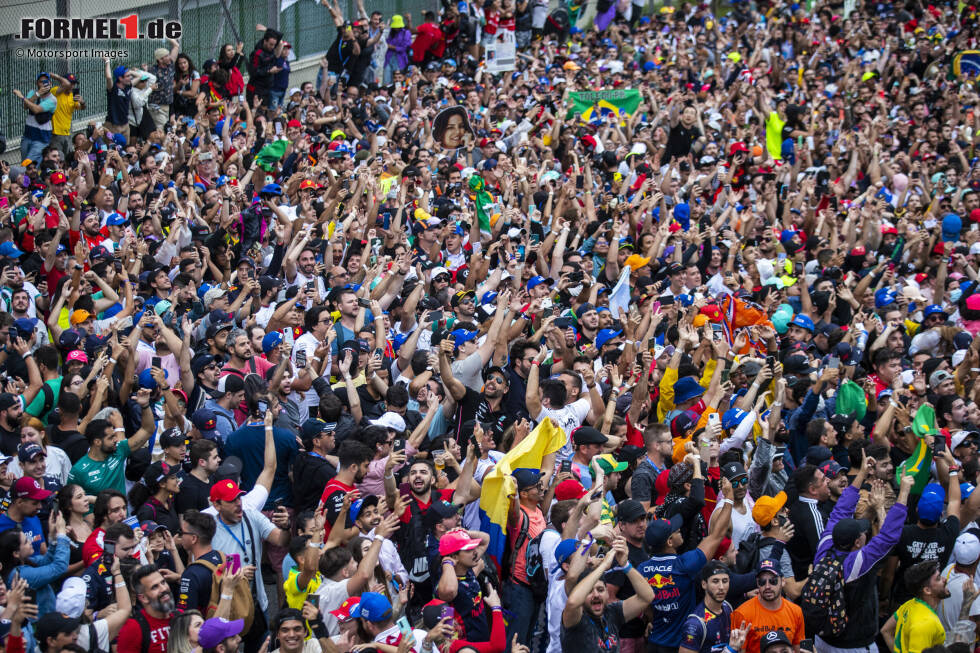Foto zur News: Fans in Sao Paulo