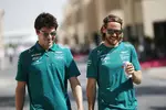 Foto zur News: Lance Stroll (Aston Martin) und Sebastian Vettel (Aston Martin)