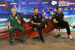 Foto zur News: Mike Krack (Aston Martin), Christian Horner (Red Bull) und Laurent Rossi (Alpine)