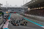 Foto zur News: Max Verstappen (Red Bull), Sergio Perez (Red Bull), Charles Leclerc (Ferrari), Carlos Sainz (Ferrari) und Lewis Hamilton (Mercedes)