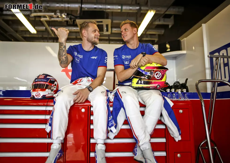 Foto zur News: Kevin Magnussen (Haas) und Mick Schumacher (Haas)