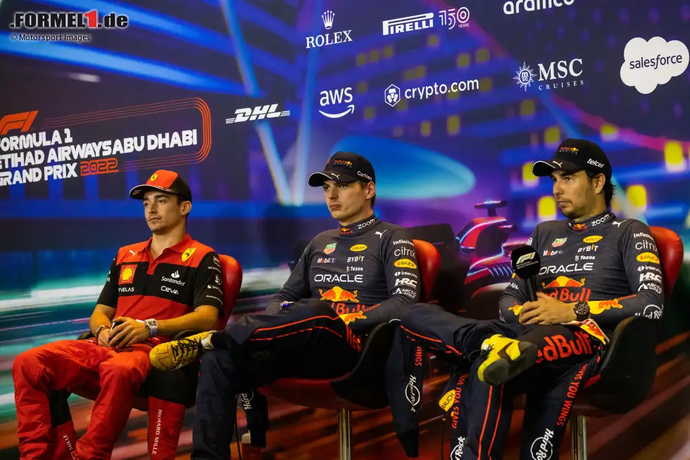 Foto zur News: Max Verstappen (Red Bull), Charles Leclerc (Ferrari) und Sergio Perez (Red Bull)