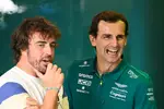 Foto zur News: Fernando Alonso und Pedro de la Rosa (Aston Martin)