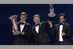 Foto zur News: Max Verstappen, Christian Horner (Red Bull) und FIA-Präsident Mohammed bin Sulayem