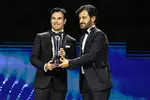 Foto zur News: Sergio Perez (Red Bull) und FIA-Präsident Mohammed bin Sulayem