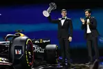 Foto zur News: Max Verstappen (Red Bull) und Mohammed bin Sulayem (FIA)