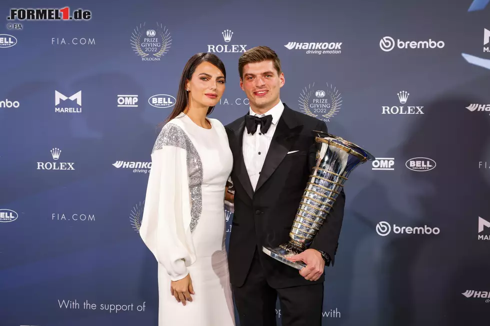 Foto zur News: Kelly Piquet und Max Verstappen (Red Bull)