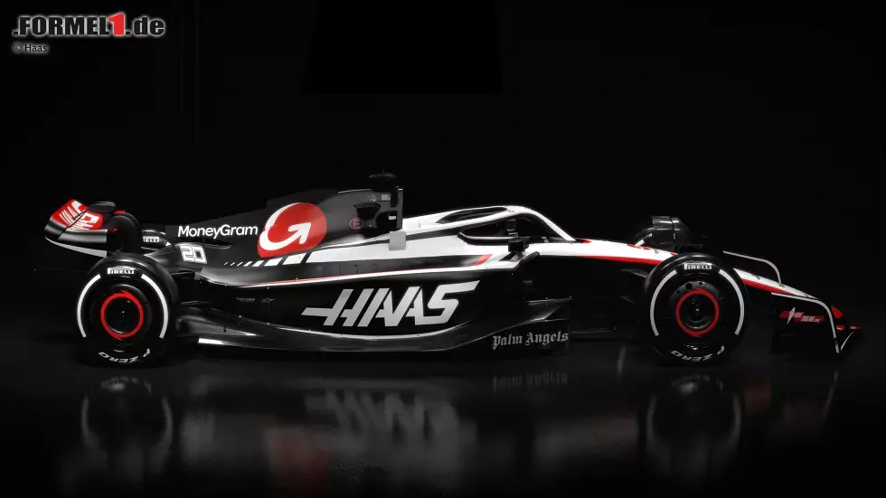 Foto zur News: Haas VF-23 für die Formel 1 2023 (Fahrer: Nico Hülkenberg &amp; Kevin Magnussen)