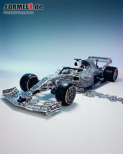 Foto zur News: Red Bull RB14 von 2018 im Sonderdesign von Mr. Doodle für Wings For Life